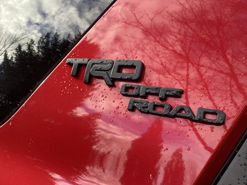 Used 2020 Toyota 4Runner TRD Off-Road Premium image 17