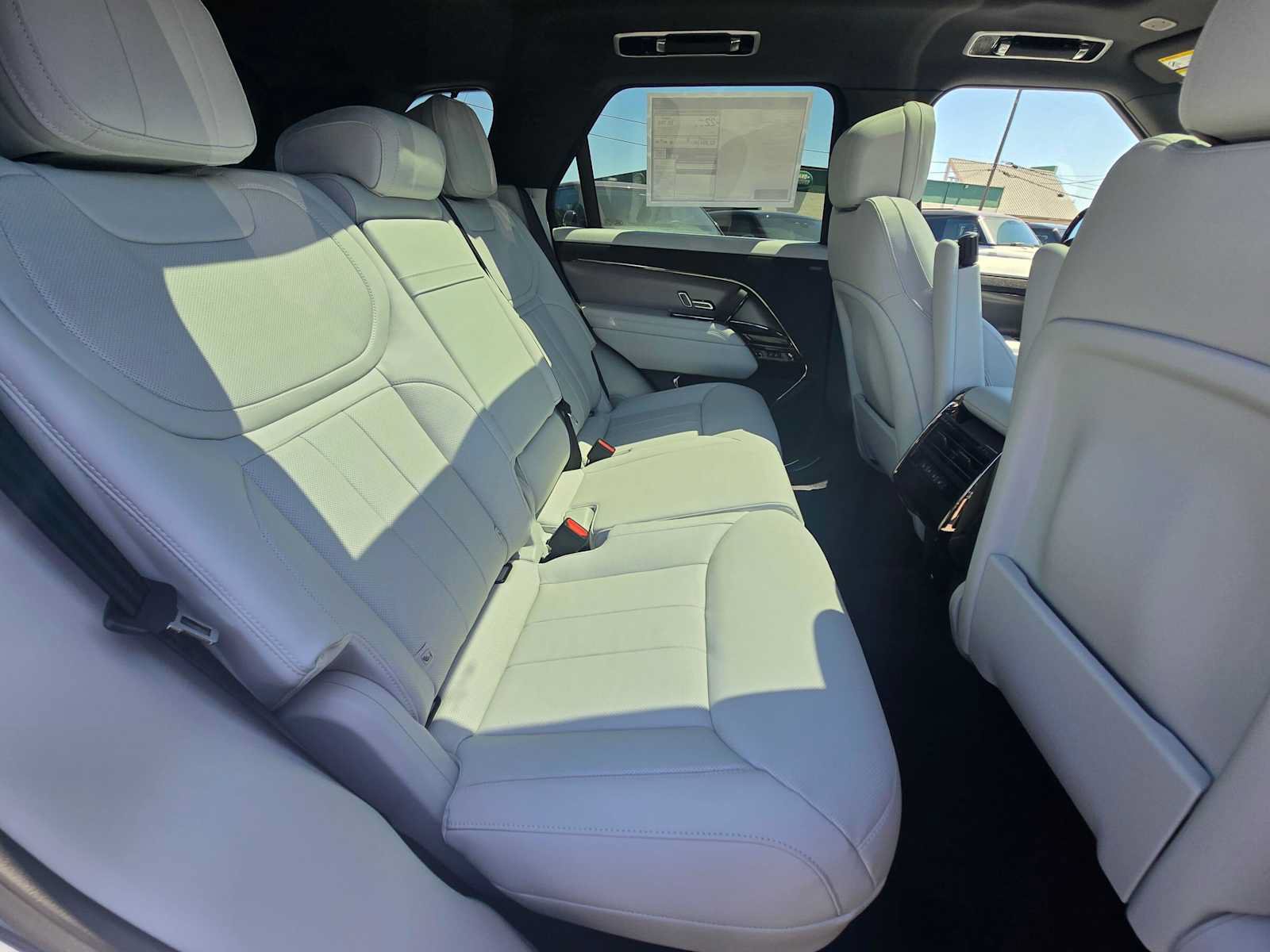 New 2026 Land Rover Range Rover Sport SE AWD/4WD image 12