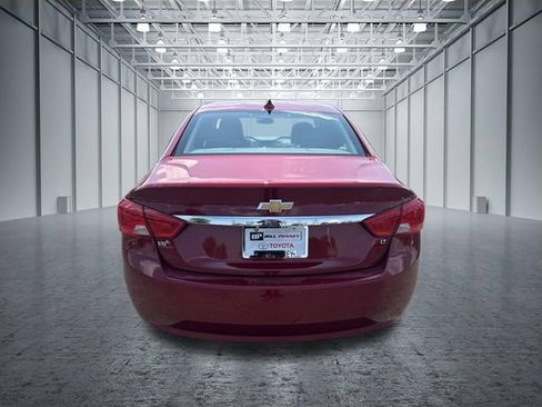 Used 2018 Chevrolet Impala LT w/ LT Leather Package FWD image 4