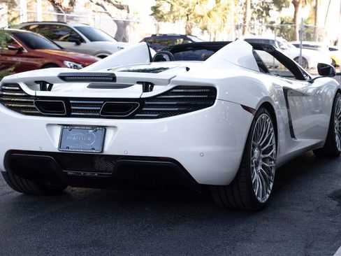 Used 2013 McLaren MP4-12C Spider RWD image 16