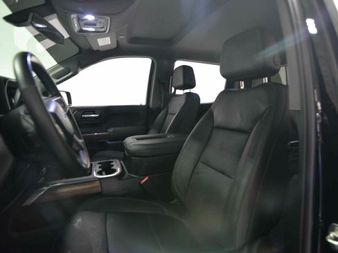 Used 2020 Chevrolet Silverado 1500 LT Trail Boss AWD/4WD image 10