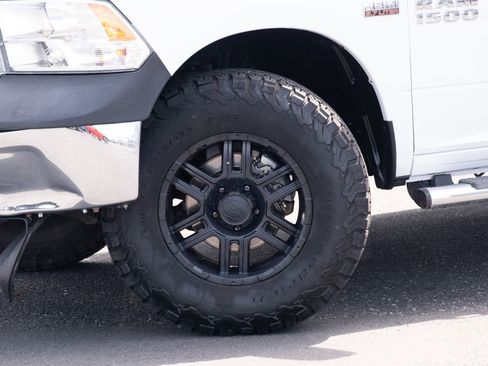Used 2015 RAM 1500 ST w/ SXT Appearance Group AWD/4WD image 17