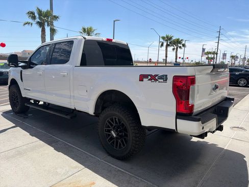 Used 2019 Ford F350 Lariat AWD/4WD image 3