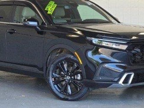 Used 2023 Honda CR-V Sport Touring image 2
