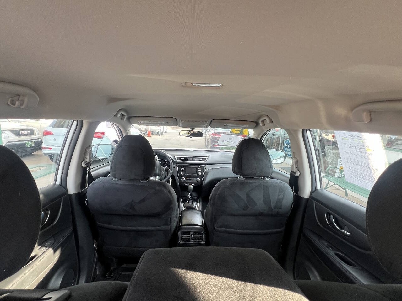 Used 2015 Nissan Rogue S AWD/4WD image 9