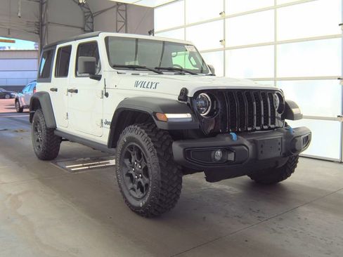 Used 2023 Jeep Wrangler Unlimited w/ Cold Weather Group image 3