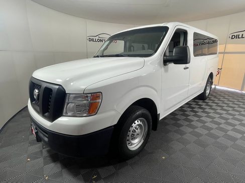 Used 2019 Nissan NV 3500 S image 2