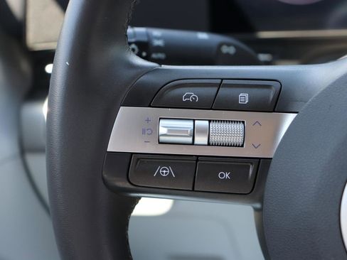 Used 2025 Hyundai Kona SEL AWD/4WD image 28
