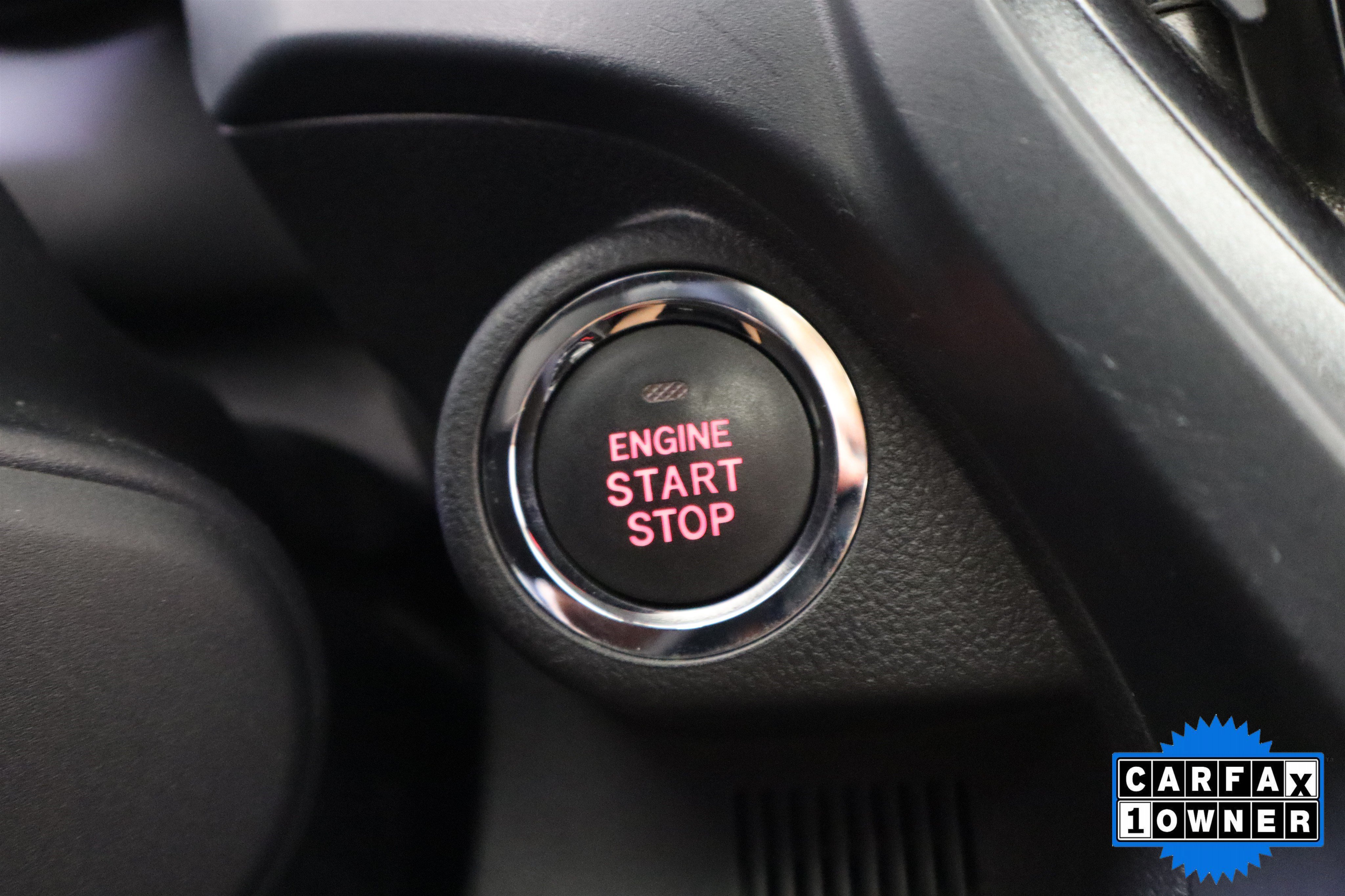 Used 2025 Subaru Forester Premium AWD/4WD image 32