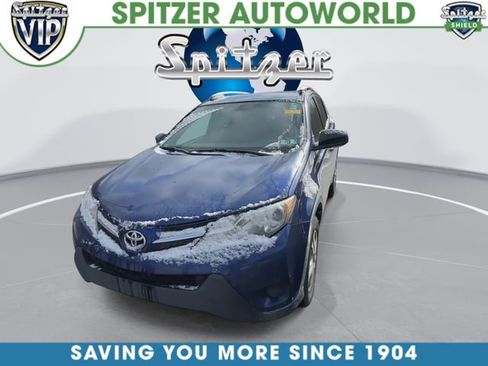 Used 2015 Toyota RAV4 LE image 4