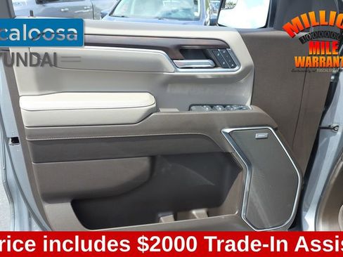 Used 2024 GMC Sierra 1500 SLT w/ SLT Premium Package AWD/4WD image 12