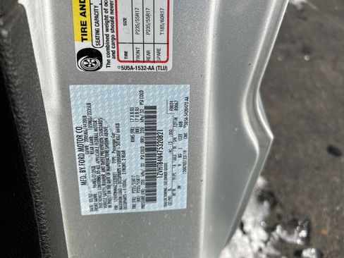 Used 2007 Ford Mustang Premium image 32