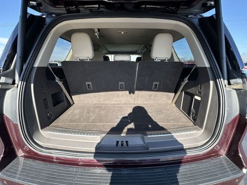 Used 2024 Lincoln Navigator Reserve w/ Equipment Group 201A image 25