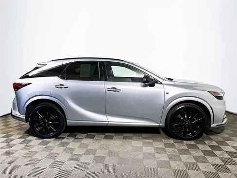 Used 2023 Lexus RX 500h F Sport image 9