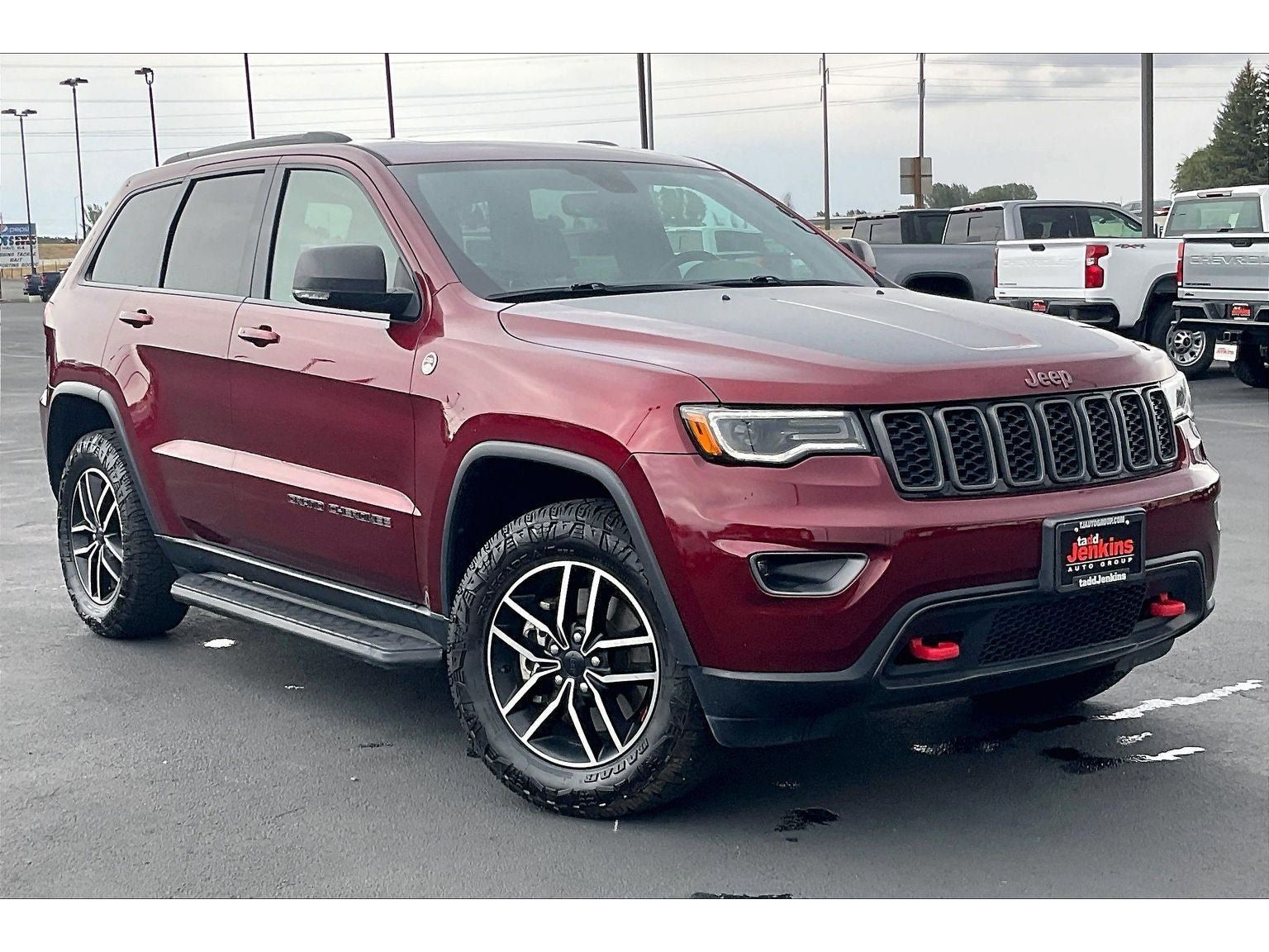 Used 2021 Jeep Grand Cherokee Trailhawk w/ Trailhawk Luxury Group AWD/4WD image 2