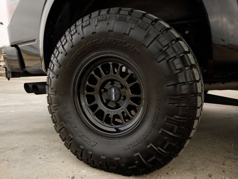 Used 2013 Ford F150 Raptor w/ Luxury Equipment Group image 44