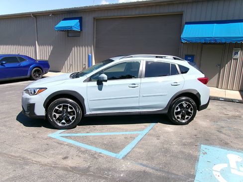 Used 2019 Subaru Crosstrek 2.0i Premium AWD/4WD image 3