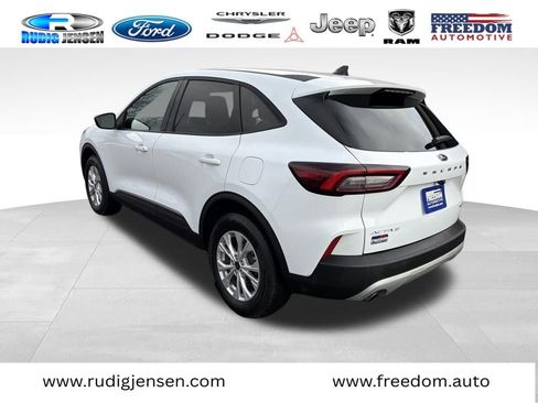 Used 2025 Ford Escape Active AWD/4WD image 3