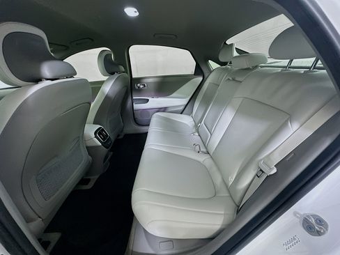 Used 2024 Hyundai Ioniq 6 SEL image 28