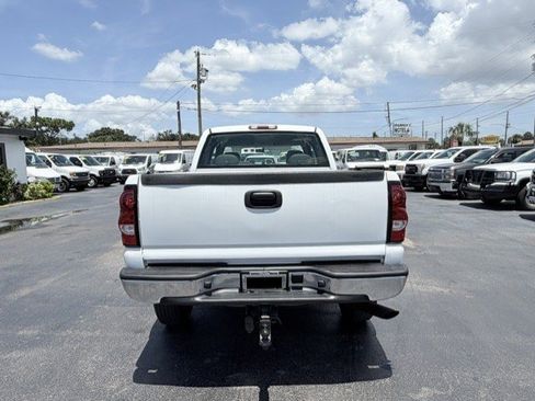 Used 2007 Chevrolet Silverado 2500 W/T RWD image 13