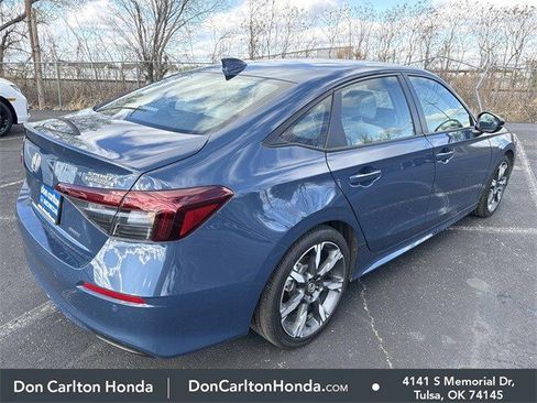 Used 2025 Honda Civic Sport Touring image 4