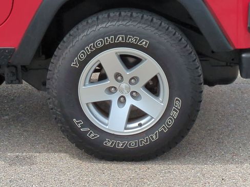 Used 2006 Jeep Wrangler Rubicon AWD/4WD image 14