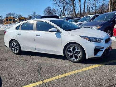 Certified 2021 Kia Forte LXS image 1