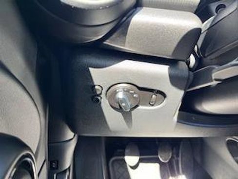 Used 2017 MINI Cooper Convertible image 20