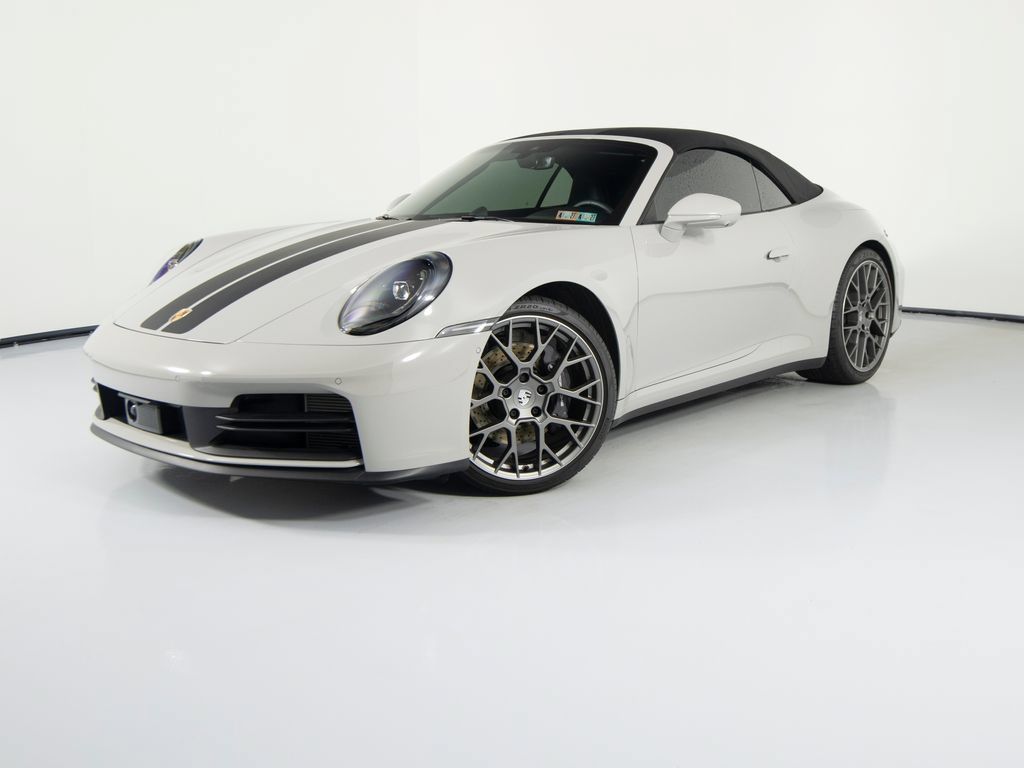 Certified 2025 Porsche 911 Carrera RWD image 6