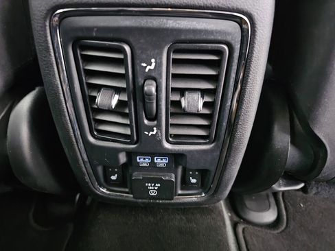 Used 2014 Dodge Durango Citadel w/ Technology Group image 23