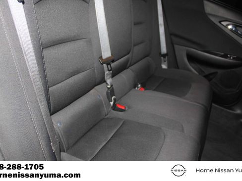 Used 2021 Chevrolet Malibu LT FWD image 7
