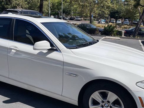 Used 2013 BMW 528i Sedan RWD image 18