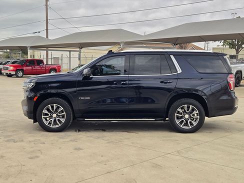 Used 2021 Chevrolet Tahoe LT w/ LT Signature Package image 6