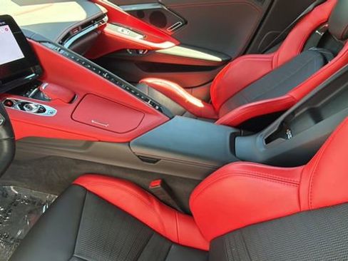 Used 2024 Chevrolet Corvette Stingray Preferred Conv w/ Stealth Interior Trim Package RWD image 19