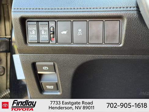 Used 2025 Honda Odyssey Sport-L image 21