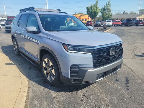 New 2026 Honda Pilot Elite image 3