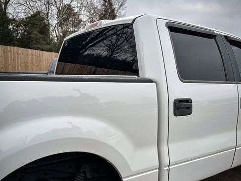 Used 2005 Ford F150 XLT image 10