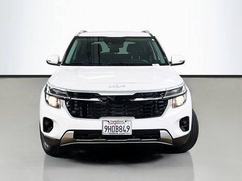 Certified 2024 Kia Seltos S image 2