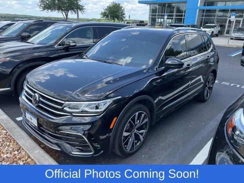 Used 2024 Volkswagen Tiguan SEL R-Line AWD/4WD image 2