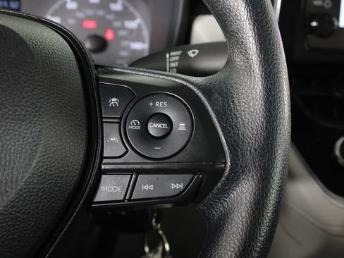 Used 2024 Toyota Corolla Cross L FWD image 25