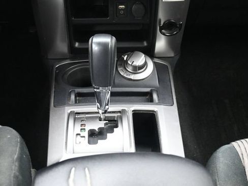 Used 2018 Toyota 4Runner SR5 AWD/4WD image 22