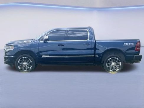 Used 2024 RAM 1500 Limited AWD/4WD image 9