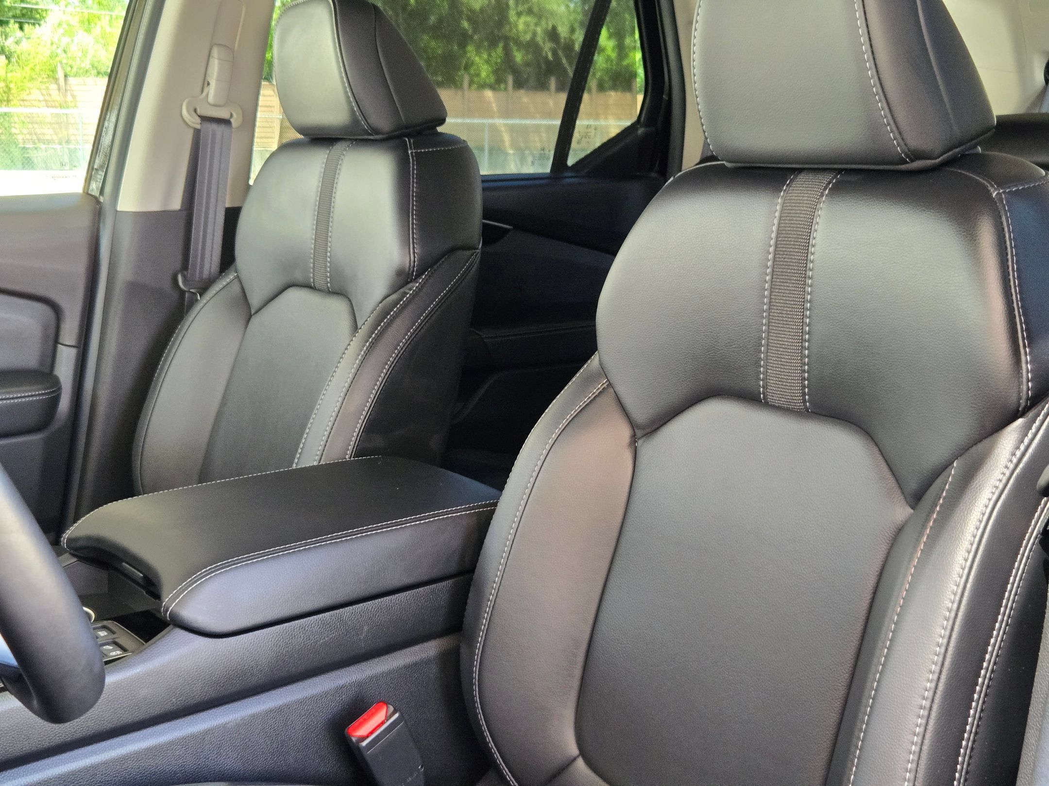 Used 2025 Honda Pilot EX-L image 13