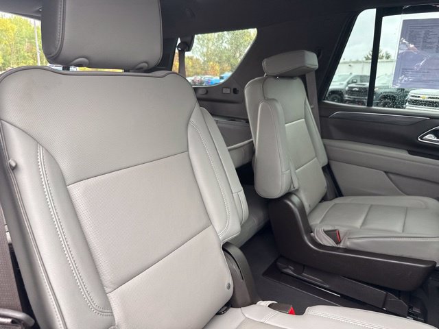 Used 2022 GMC Yukon SLT w/ SLT Luxury Package AWD/4WD image 30