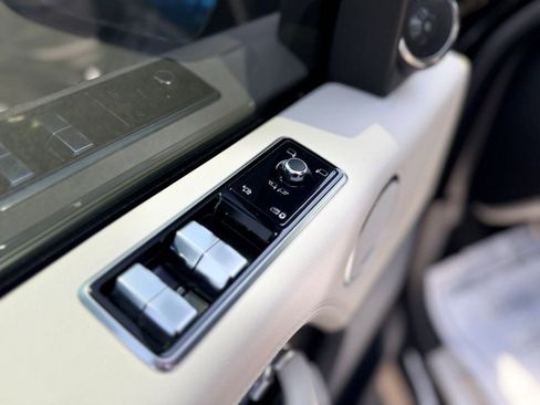 Used 2022 Land Rover Range Rover Westminster Edition AWD/4WD image 12