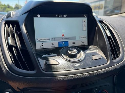 Used 2019 Ford Escape Titanium AWD/4WD image 19