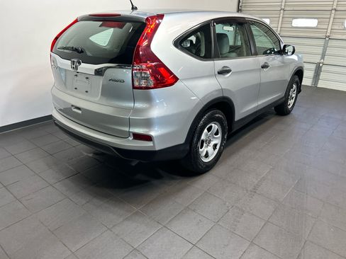 Used 2015 Honda CR-V LX image 3