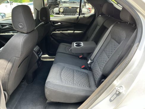 Used 2021 Chevrolet Equinox LT image 21