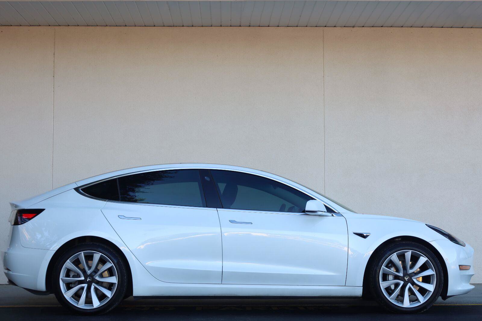Used 2020 Tesla Model 3 Long Range AWD/4WD image 2