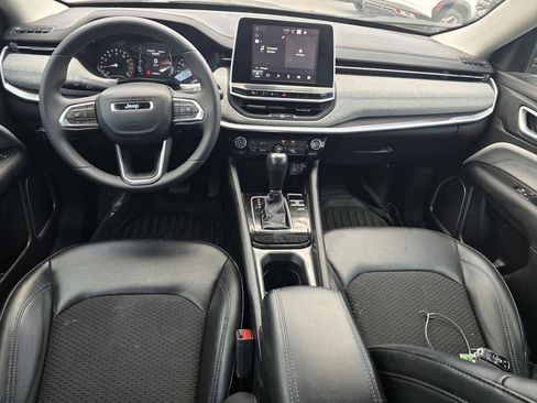 Used 2022 Jeep Compass Latitude image 14